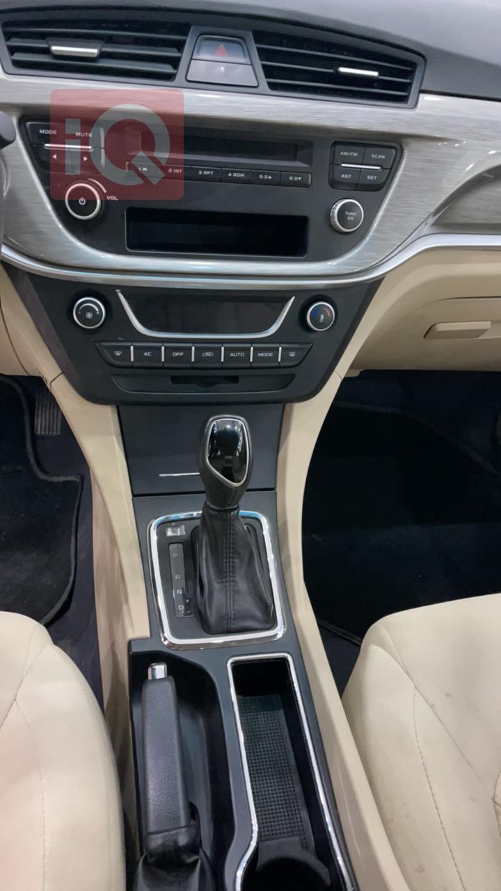 Geely Emgrand 7